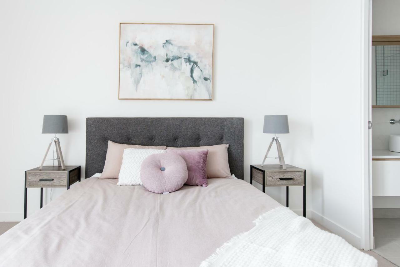 2 Bedrooms Apartment Doncaster Ngoại thất bức ảnh