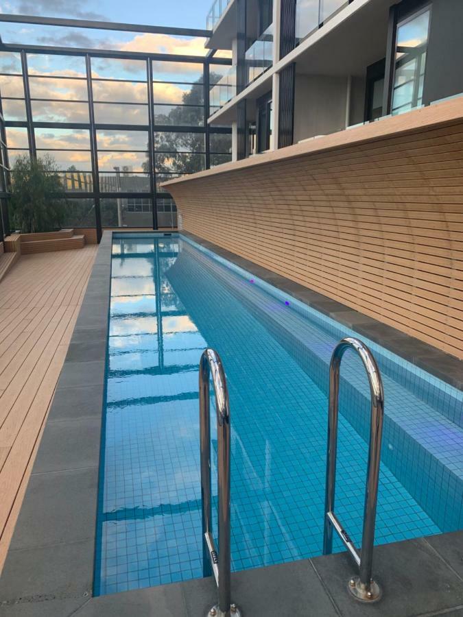 2 Bedrooms Apartment Doncaster Ngoại thất bức ảnh